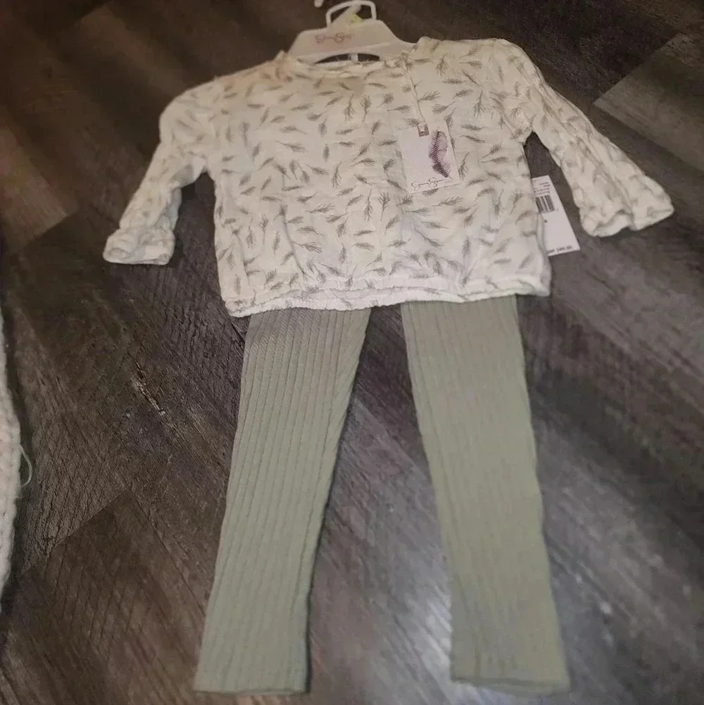 JESSICA SIMPSON 2 PIECE SET